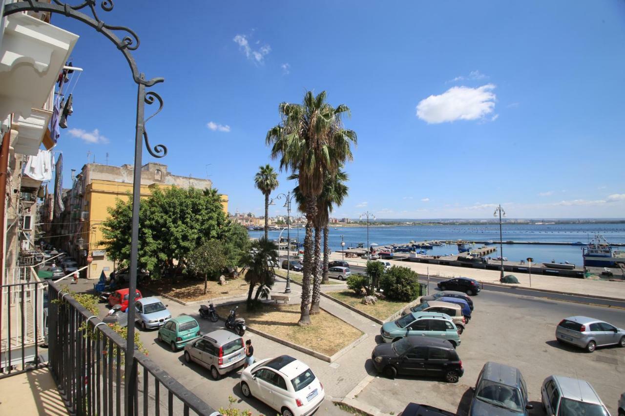 Don Alfredo Acomodação com café da manhã Taranto Exterior foto